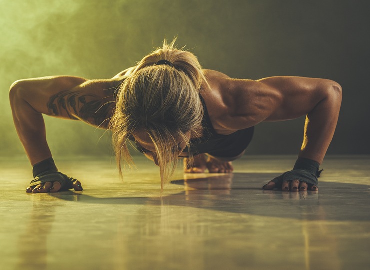 woman doing push ups